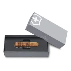 Couteau Suisse Victorinox Companion Wood Swiss Spirit - EL 2023 -Boutique De Couteaux Suisses couteau suisse victorinox companion wood swiss spirit el 2023 3